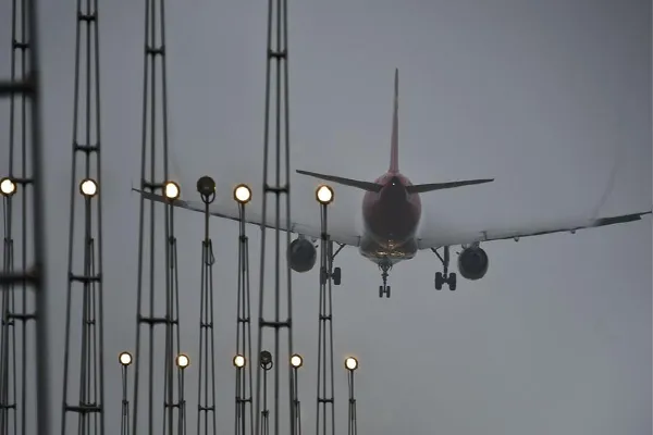 Brezilya'da Havaalanı Çevre Güvenliği: Radar-Görüş Füzyonu Gerçek Dünya Tehditlerini Nasıl Çözüyor